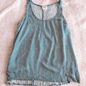 Stripe tank